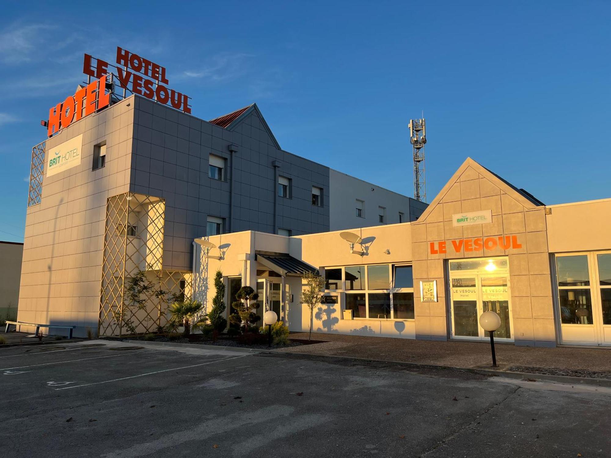 Brit Hotel Le Vesoul Exteriér fotografie